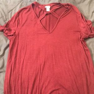 Women’s cross neck tee